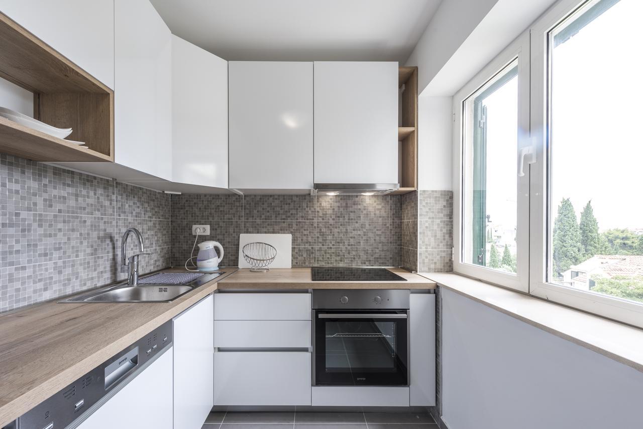 Luxury Apartment Skyscraper Дубровник Экстерьер фото